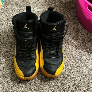 Jordan 12 Retro Black University Gold